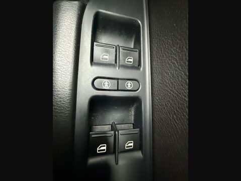 Volkswagen Touareg 3.0 TDI V6 BlueMotion Tech Escape Tiptronic 4WD Euro 6 (s/s) 5dr 31