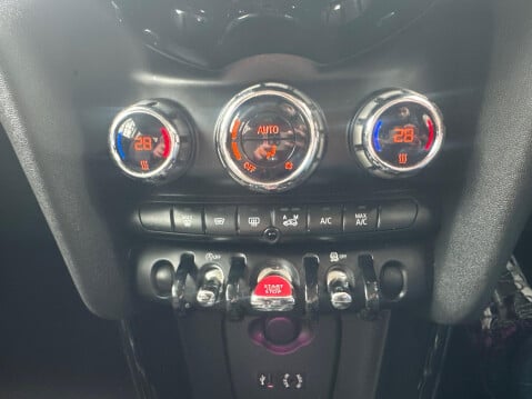 Mini Hatch 1.5 One D Euro 6 (s/s) 3dr 11