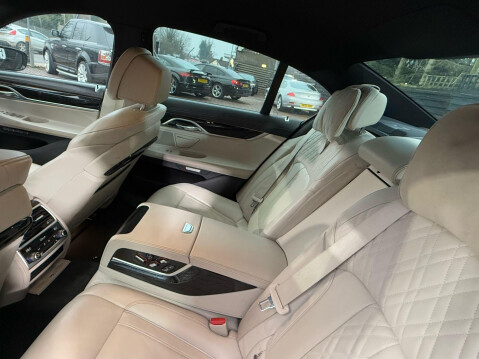 BMW 7 Series 3.0 730d M Sport Auto Euro 6 (s/s) 4dr 25