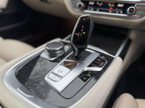 BMW 7 Series 3.0 730d M Sport Auto Euro 6 (s/s) 4dr 29