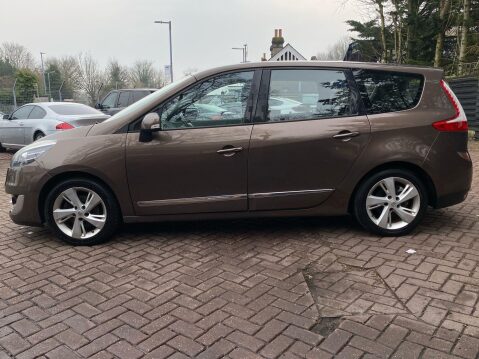 Renault Grand Scenic 1.5 dCi Dynamique TomTom Euro 5 5dr 10