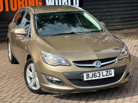 Vauxhall Astra 2.0 CDTi SRi Sports Tourer Euro 5 (s/s) 5dr 2