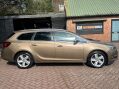 Vauxhall Astra 2.0 CDTi SRi Sports Tourer Euro 5 (s/s) 5dr 3