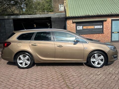 Vauxhall Astra 2.0 CDTi SRi Sports Tourer Euro 5 (s/s) 5dr 3