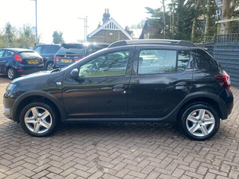 Dacia Sandero Stepway 1.5 dCi Laureate Euro 5 5dr 4