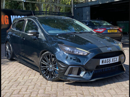 Ford Focus 2.3T EcoBoost RS AWD Euro 6 (s/s) 5dr