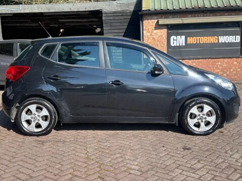 Kia Venga 1.4 CRDi 2 Euro 5 5dr 3