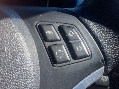 BMW 1 Series 2.0 118d SE Euro 5 2dr 10