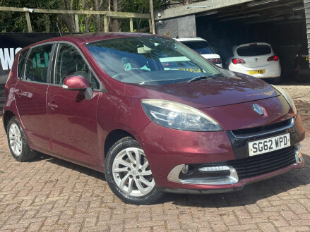 Renault Scenic 1.6 VVT Dynamique TomTom Euro 5 5dr