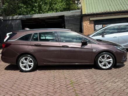 Vauxhall Astra 1.6 CDTi ecoFLEX SRi Nav Sports Tourer Euro 6 (s/s) 5dr