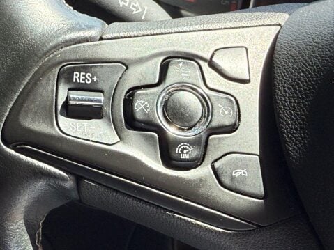 Vauxhall Astra 1.6 CDTi ecoFLEX SRi Nav Sports Tourer Euro 6 (s/s) 5dr 13