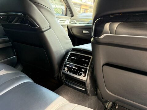 BMW 7 Series 3.0 730d M Sport Auto Euro 6 (s/s) 4dr 37