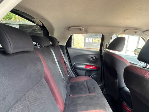Nissan Juke 1.6 Acenta Premium Euro 5 (s/s) 5dr 11