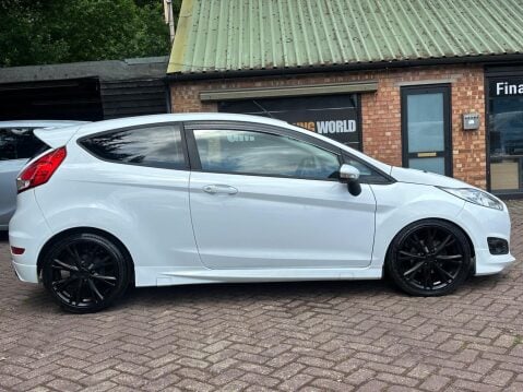 Ford Fiesta 1.0T EcoBoost Zetec S Euro 5 (s/s) 3dr 3