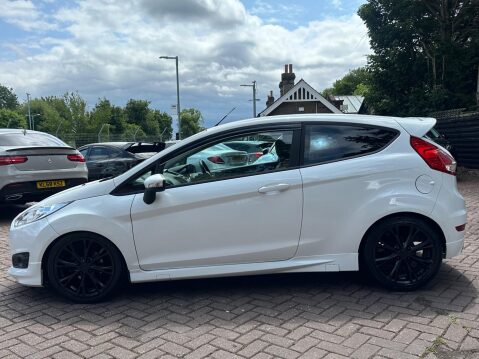 Ford Fiesta 1.0T EcoBoost Zetec S Euro 5 (s/s) 3dr 5