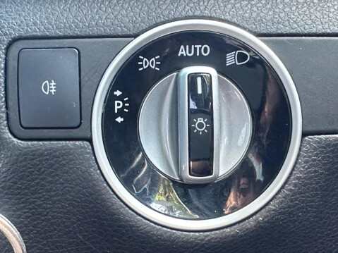 Mercedes-Benz B Class 1.8 B180 CDI BlueEfficiency Sport Euro 5 (s/s) 5dr 19