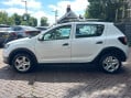 Dacia Sandero Stepway 1.5 dCi Ambiance Euro 5 5dr 3
