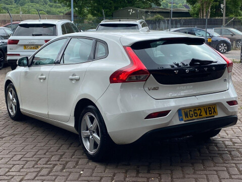 Volvo V40 1.6 D2 ES Euro 5 (s/s) 5dr 4