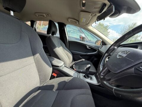 Volvo V40 1.6 D2 ES Euro 5 (s/s) 5dr 5