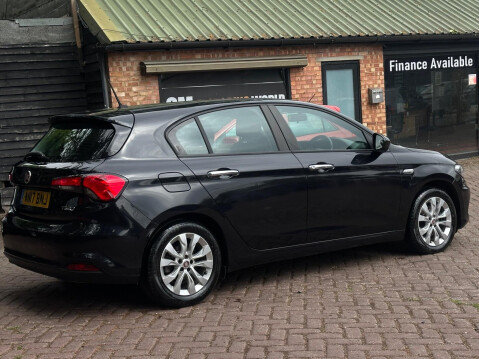 Fiat Tipo 1.4 T-Jet Easy Plus Euro 6 (s/s) 5dr 4