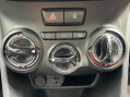 Peugeot 208 1.4 HDi Style Euro 5 5dr 8