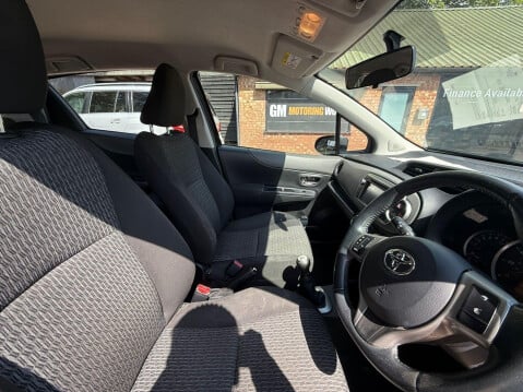 Toyota Yaris 1.0 VVT-i TR Euro 5 5dr 5