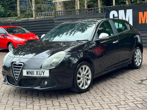 Alfa Romeo Giulietta 2.0 JTDM-2 Veloce Euro 5 (s/s) 5dr 9