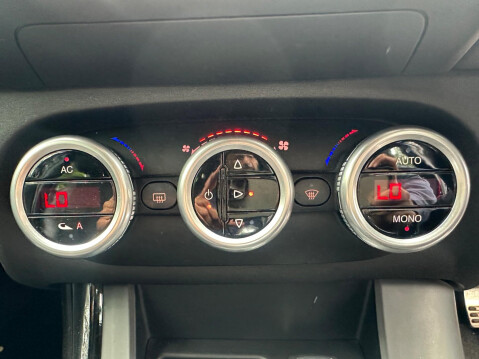 Alfa Romeo Giulietta 2.0 JTDM-2 Veloce Euro 5 (s/s) 5dr 13
