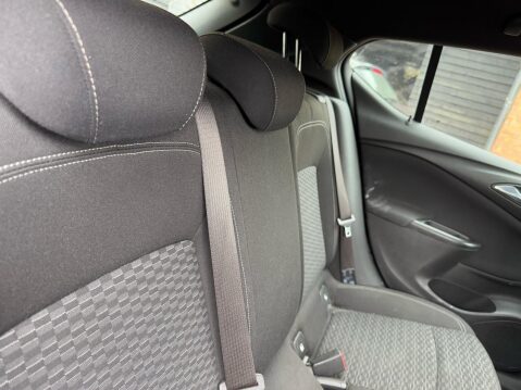 Vauxhall Astra 1.4i SRi Euro 6 5dr 11