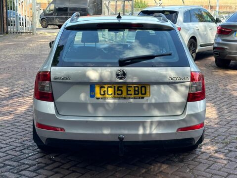Skoda Octavia 1.6 TDI Elegance Euro 5 (s/s) 5dr 3