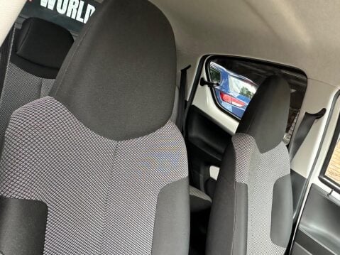 Toyota Aygo 1.0 VVT-i Fire Euro 5 5dr 10