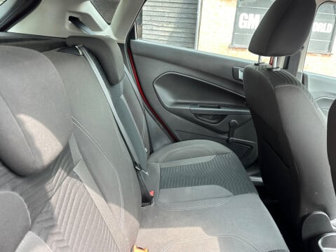 Ford Fiesta 1.0T EcoBoost Zetec Euro 6 (s/s) 5dr 11