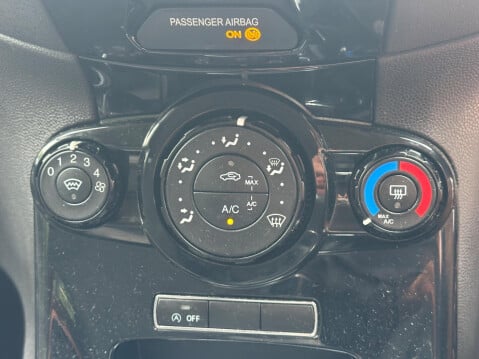 Ford Fiesta 1.0T EcoBoost Zetec Euro 6 (s/s) 5dr 12