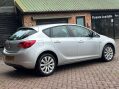 Vauxhall Astra 1.6 16v Exclusiv Euro 5 5dr 4