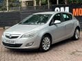 Vauxhall Astra 1.6 16v Exclusiv Euro 5 5dr 8