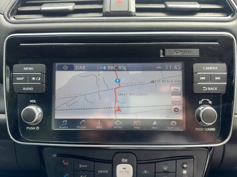 Nissan LEAF 40kWh Acenta Auto 5dr 16