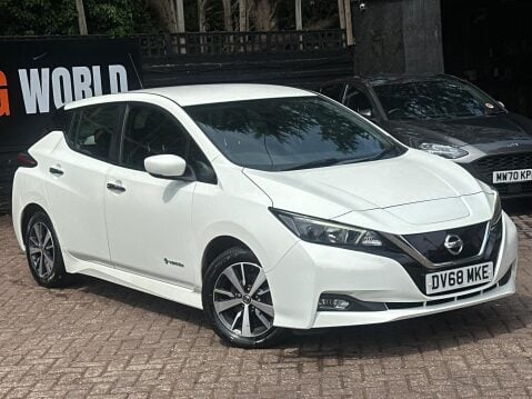 Nissan LEAF 40kWh Acenta Auto 5dr 2