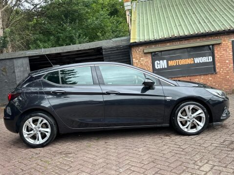 Vauxhall Astra 1.6 CDTi BlueInjection SRi Euro 6 (s/s) 5dr 3