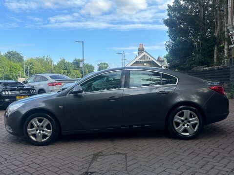 Vauxhall Insignia 2.0 CDTi Exclusiv Auto Euro 5 5dr 7