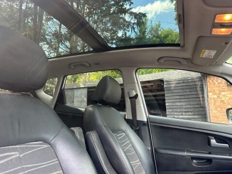 Kia Venga 1.6 EcoDynamics 3 Euro 5 (s/s) 5dr 10