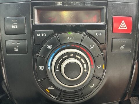 Kia Venga 1.6 EcoDynamics 3 Euro 5 (s/s) 5dr 11