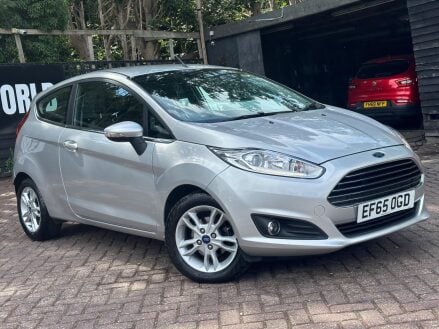 Ford Fiesta 1.0T EcoBoost Zetec Euro 6 (s/s) 3dr