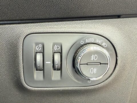 Vauxhall Corsa 1.4i ecoTEC Energy Euro 6 5dr 12
