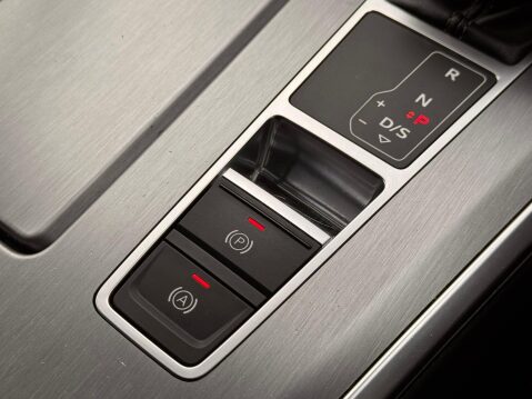 Audi A6 2.0 TDI 40 S line S Tronic Euro 6 (s/s) 4dr 43