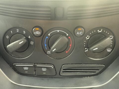 Ford Grand C-Max 1.6 TDCi Zetec Euro 5 5dr 12