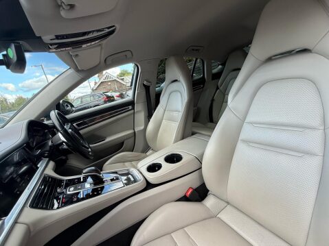 Porsche Panamera 2.9 V6 E-Hybrid 14kWh 4 Saloon PDK 4WD Euro 6 (s/s) 5dr 41
