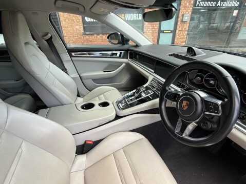 Porsche Panamera 2.9 V6 E-Hybrid 14kWh 4 Saloon PDK 4WD Euro 6 (s/s) 5dr 30