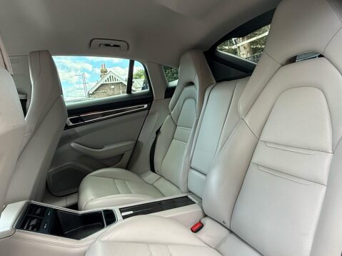 Porsche Panamera 2.9 V6 E-Hybrid 14kWh 4 Saloon PDK 4WD Euro 6 (s/s) 5dr 36