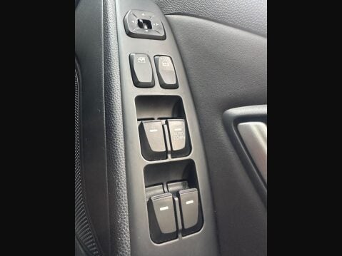 Hyundai ix35 1.7 CRDi Style Euro 5 (s/s) 5dr 7