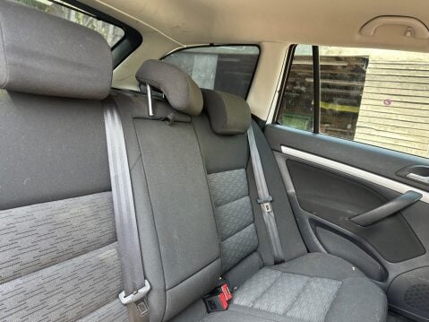 Skoda Octavia 1.6 TDI 4WD Euro 5 5dr 11